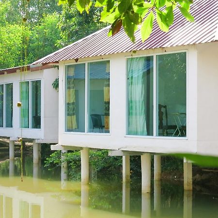 Banpak Suankaew Talaynoi Hotel พัทลุง ภายนอก รูปภาพ
